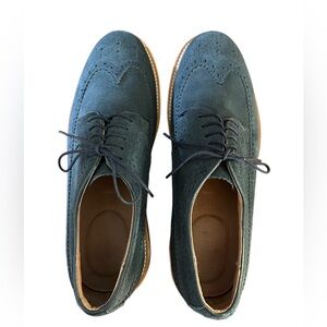 Men’s Lands End Blue Suede Wing Tip shoes